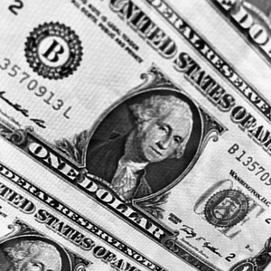 老熟女操小男孩
